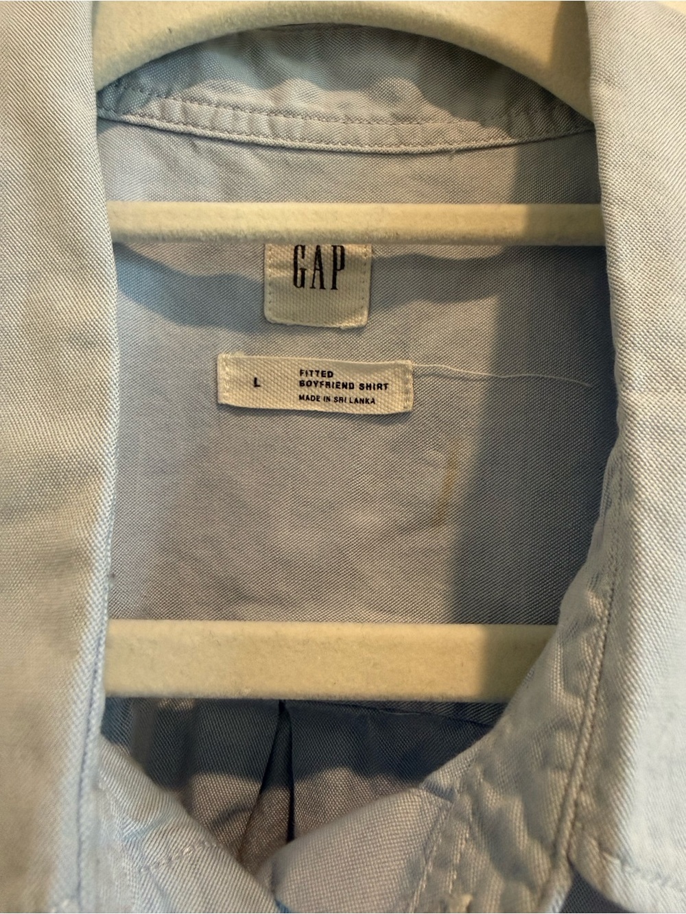 Gap Women’s Button Up